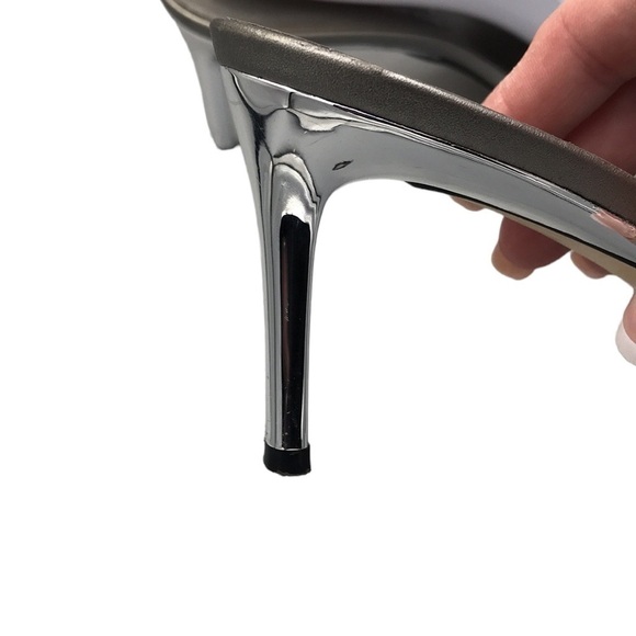 Anne Klein Silver Metal Mesh open Toe Heels SIze 8.5 With Matching Purse - Picture 6 of 12